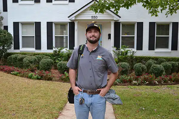 SBC tech in front of residential home in Shreveport, LA.